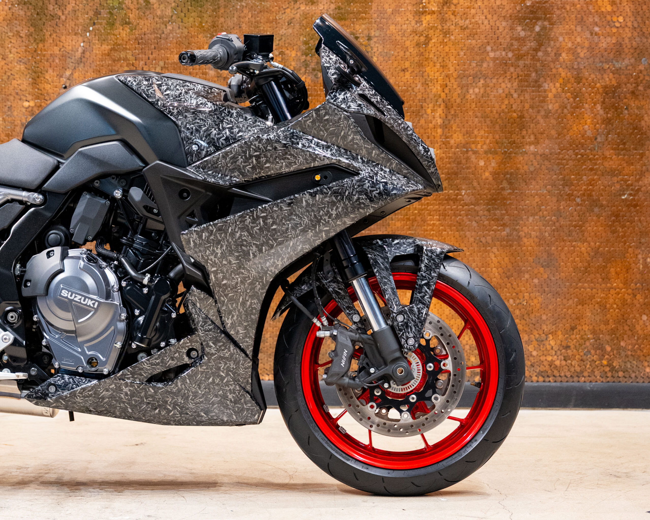 2024 ZUSUKI GSX-8R