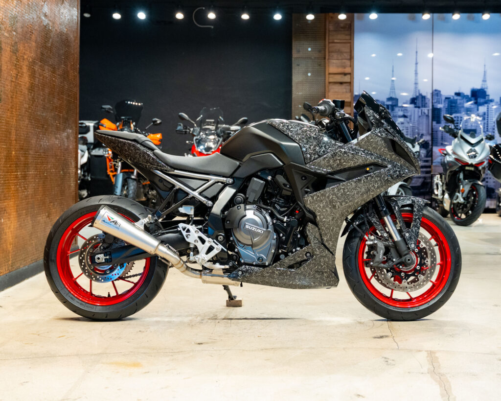 2024 ZUSUKI GSX-8R