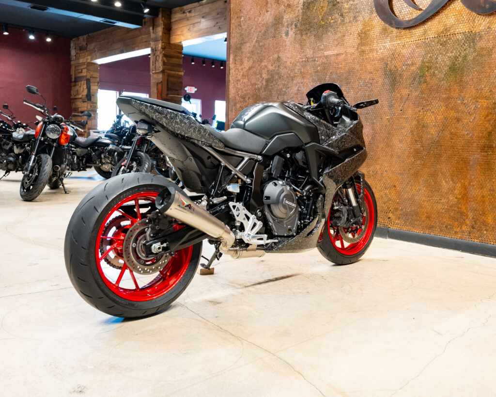 2024 ZUSUKI GSX-8R