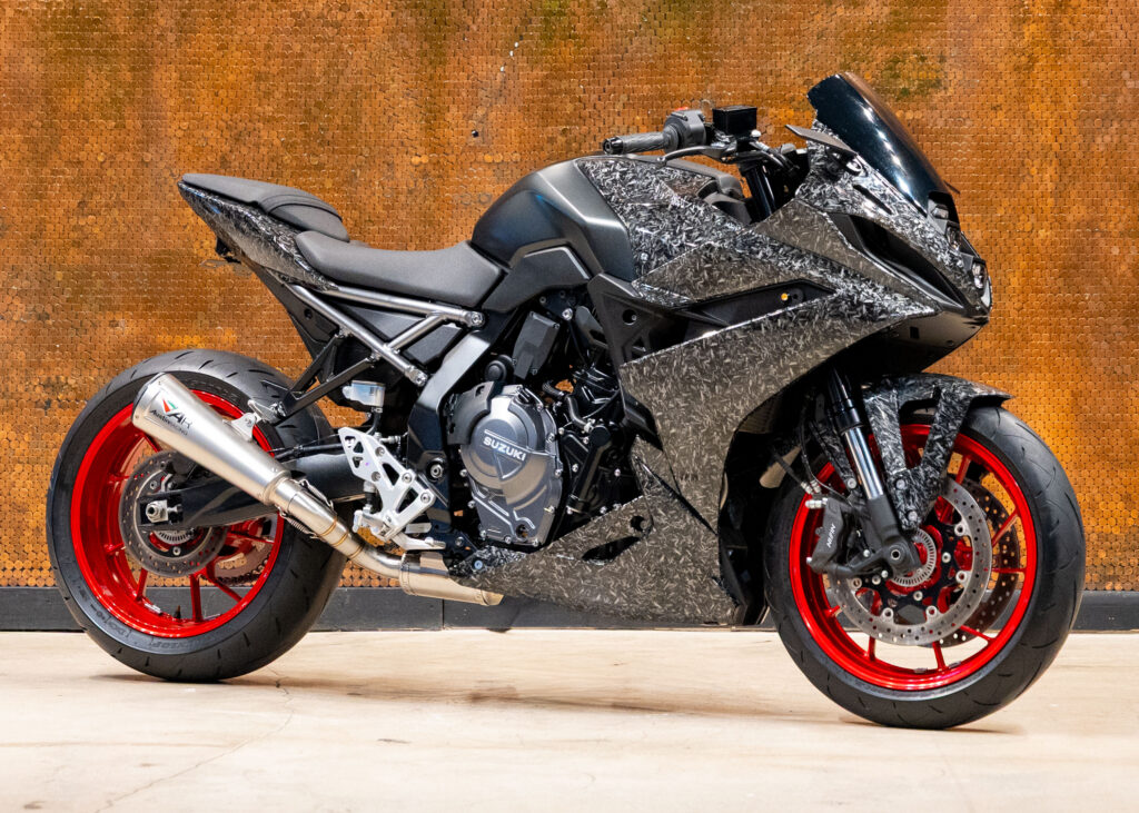 2024 ZUSUKI GSX-8R
