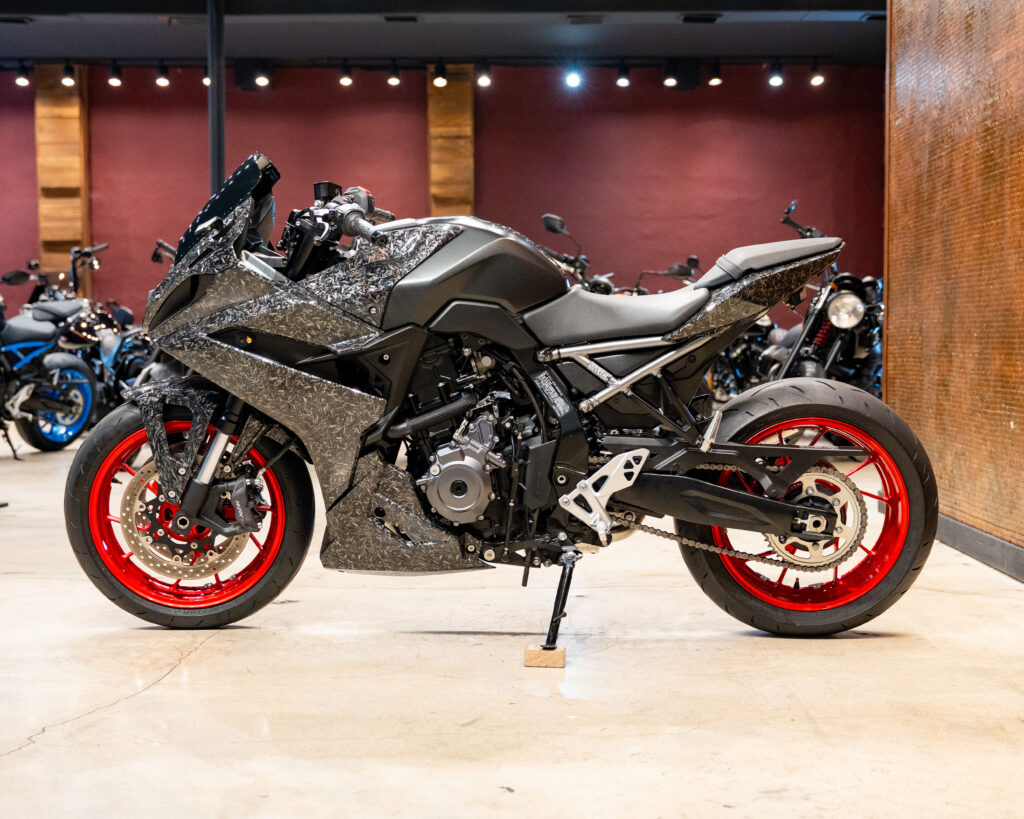 2024 ZUSUKI GSX-8R