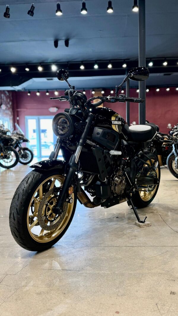 2023 YAMAHA XSR700 - Image 6