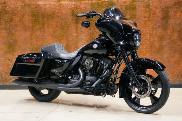 2010 HARLEY DAVIDSON STREET GLIDE CUSTOM
