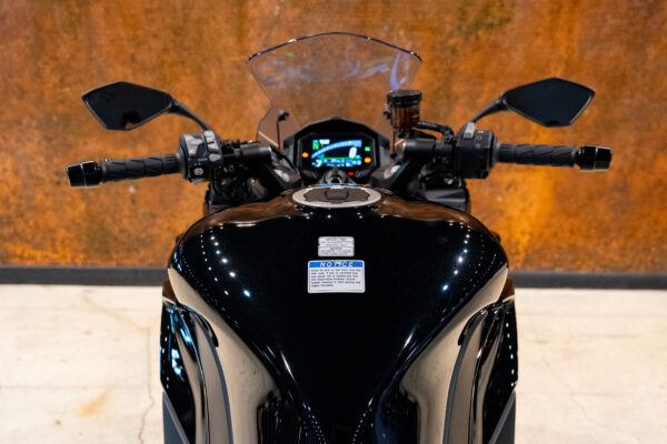 2023 KAWASAKI NINJA 1000SX - Image 10