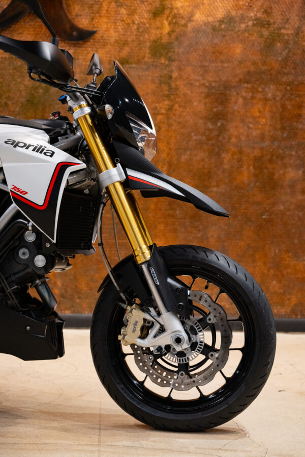 2014 APRILIA DORSODURO 750 ABS - Image 17