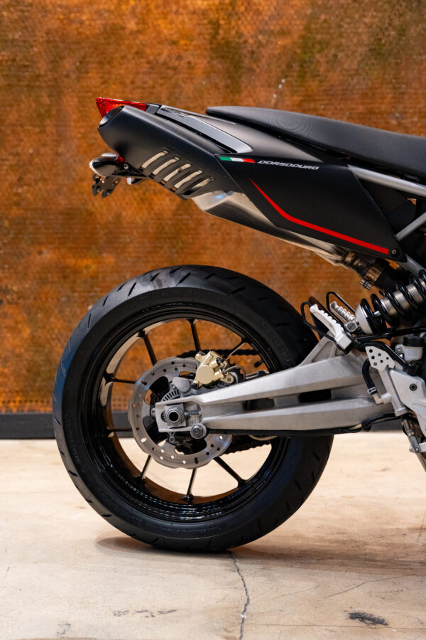2014 APRILIA DORSODURO 750 ABS - Image 15