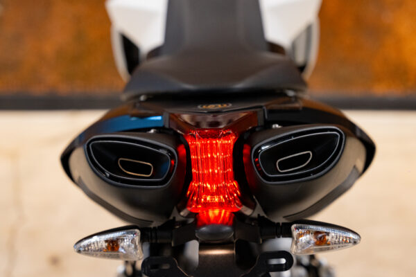 2014 APRILIA DORSODURO 750 ABS - Image 12