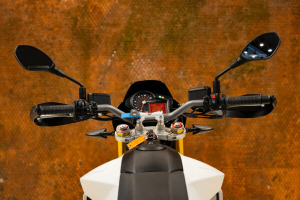 2014 APRILIA DORSODURO 750 ABS - Image 11