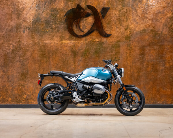 2021 BMW RNINE T PURE