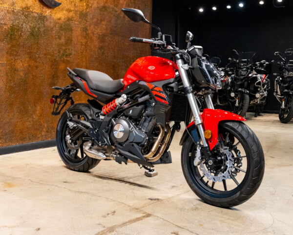 2023 BENELLI 302S - Image 8