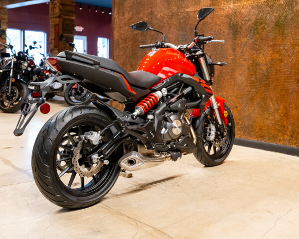 2023 BENELLI 302S - Image 6