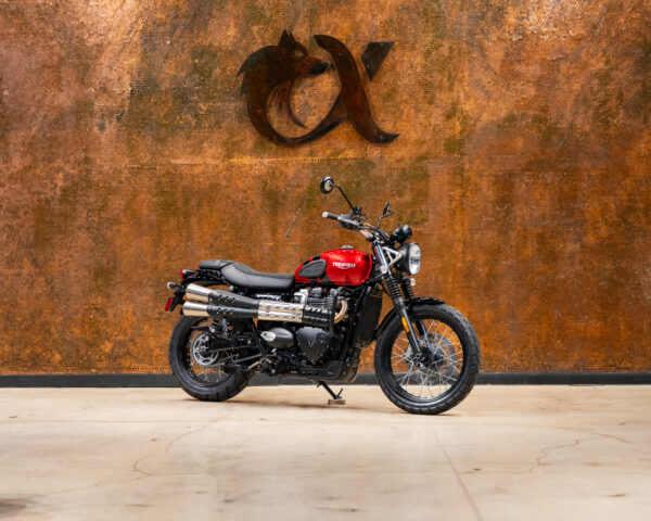 2023 TRIUMPH STREET SCRAMBLER - Image 2