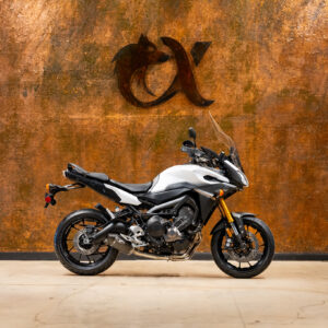 2017 YAMAHA JF-09