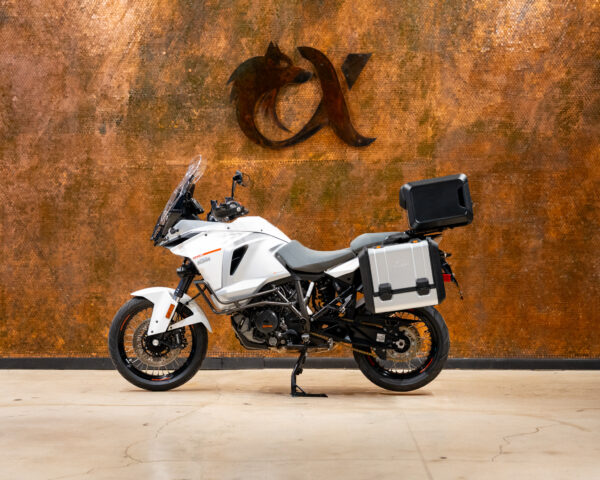 2015 KTM 1290 SUPER ADVENTURE - Image 4