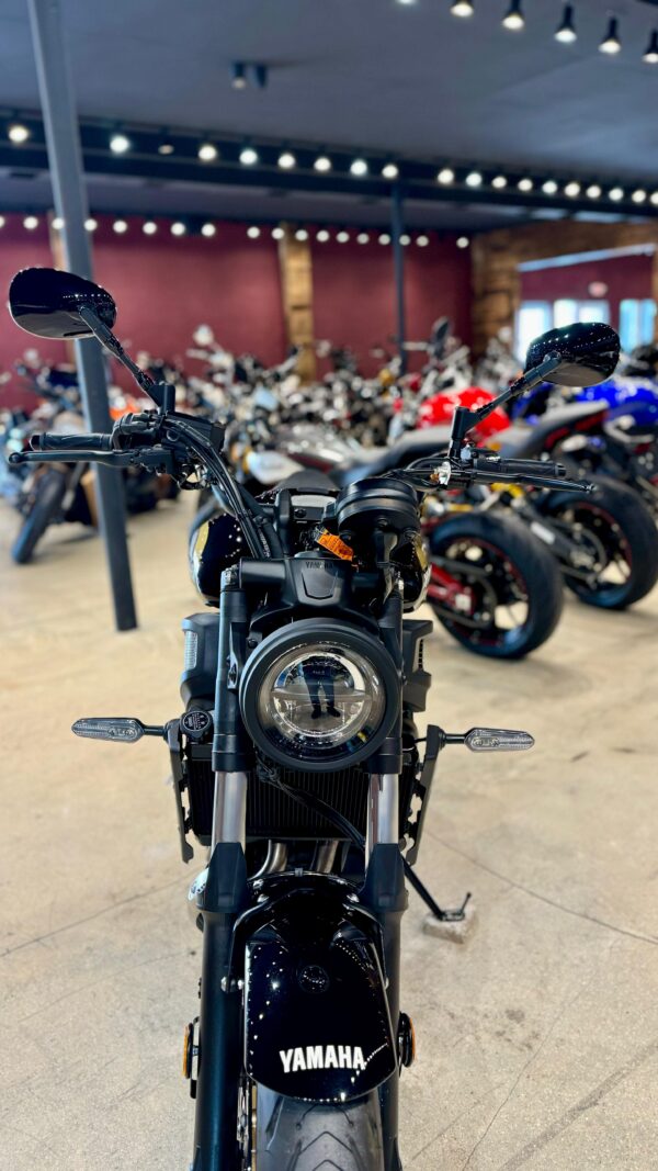 2023 YAMAHA XSR700 - Image 13