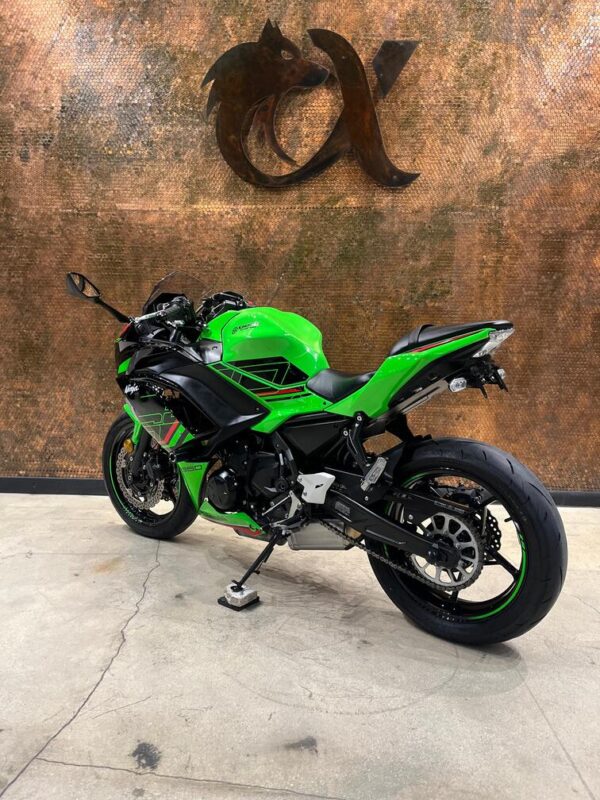 2023 KAWASAKI NINJA 650 KRT (ABS) - Image 10