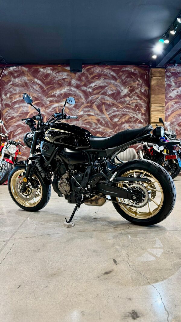 2023 YAMAHA XSR700 - Image 17