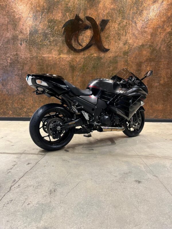 2023 KAWASAKI NINJA ZX-14 (ABS) - Image 4