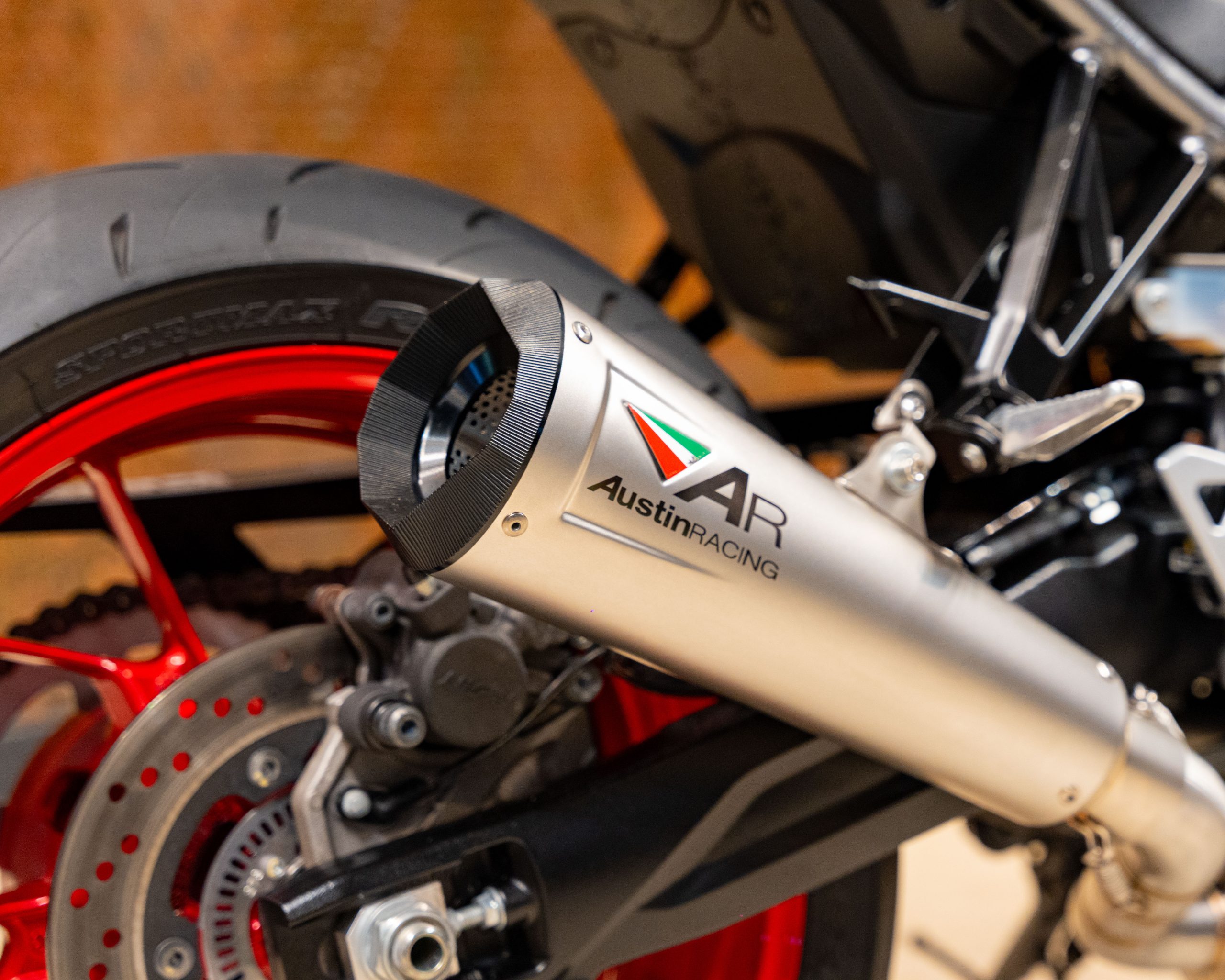 2024 ZUSUKI GSX-8R - Image 5