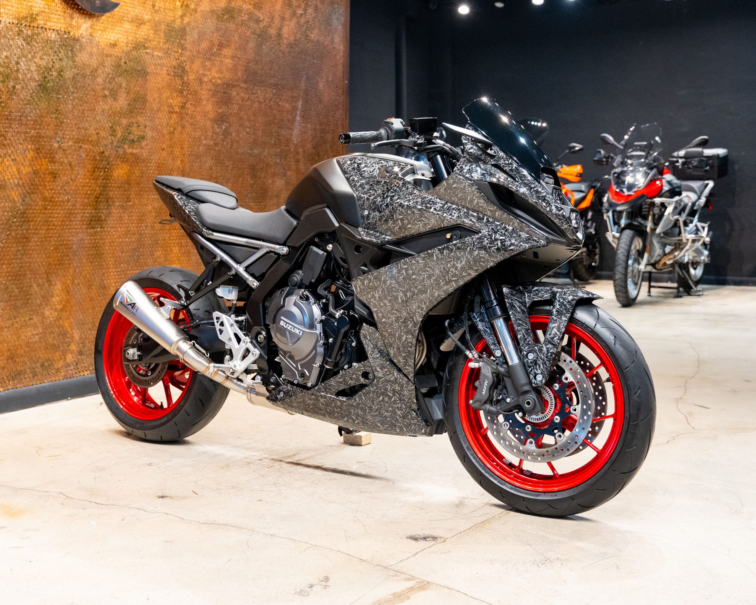 2024 ZUSUKI GSX-8R - Image 11