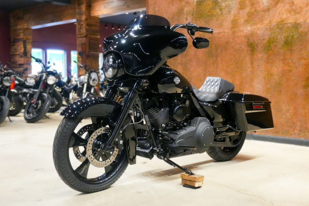2010 HARLEY DAVIDSON STREET GLIDE CUSTOM
