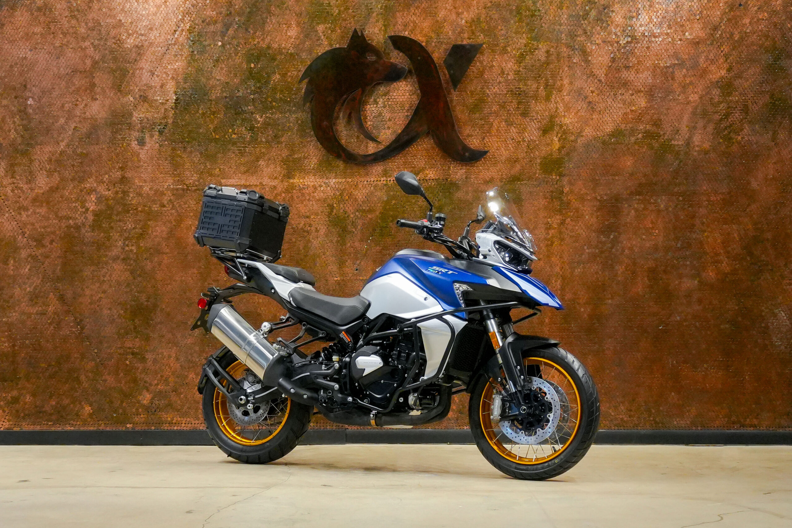 2023 QJ MOTOR SRT750