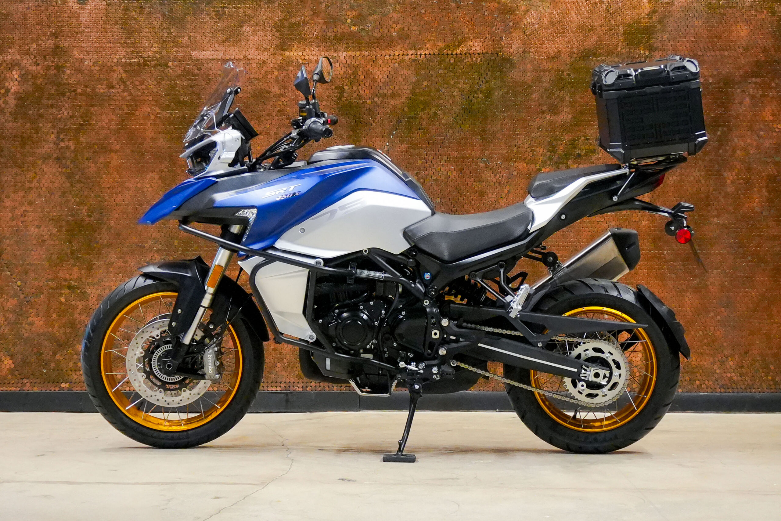 2023 QJ MOTOR SRT750