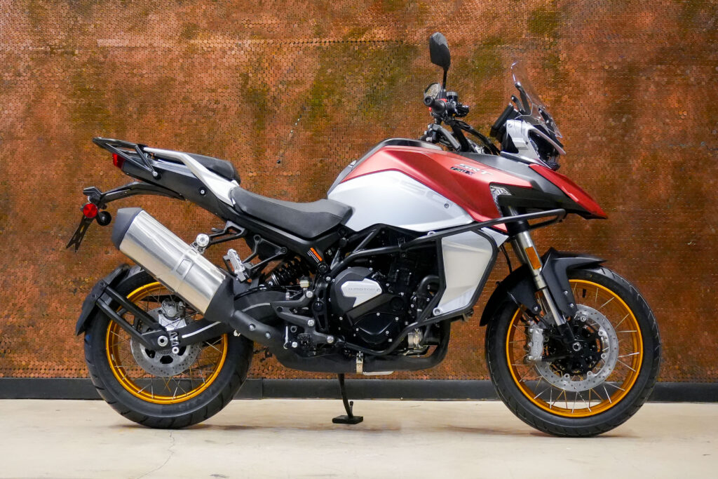2023 QJ MOTOR SRT750