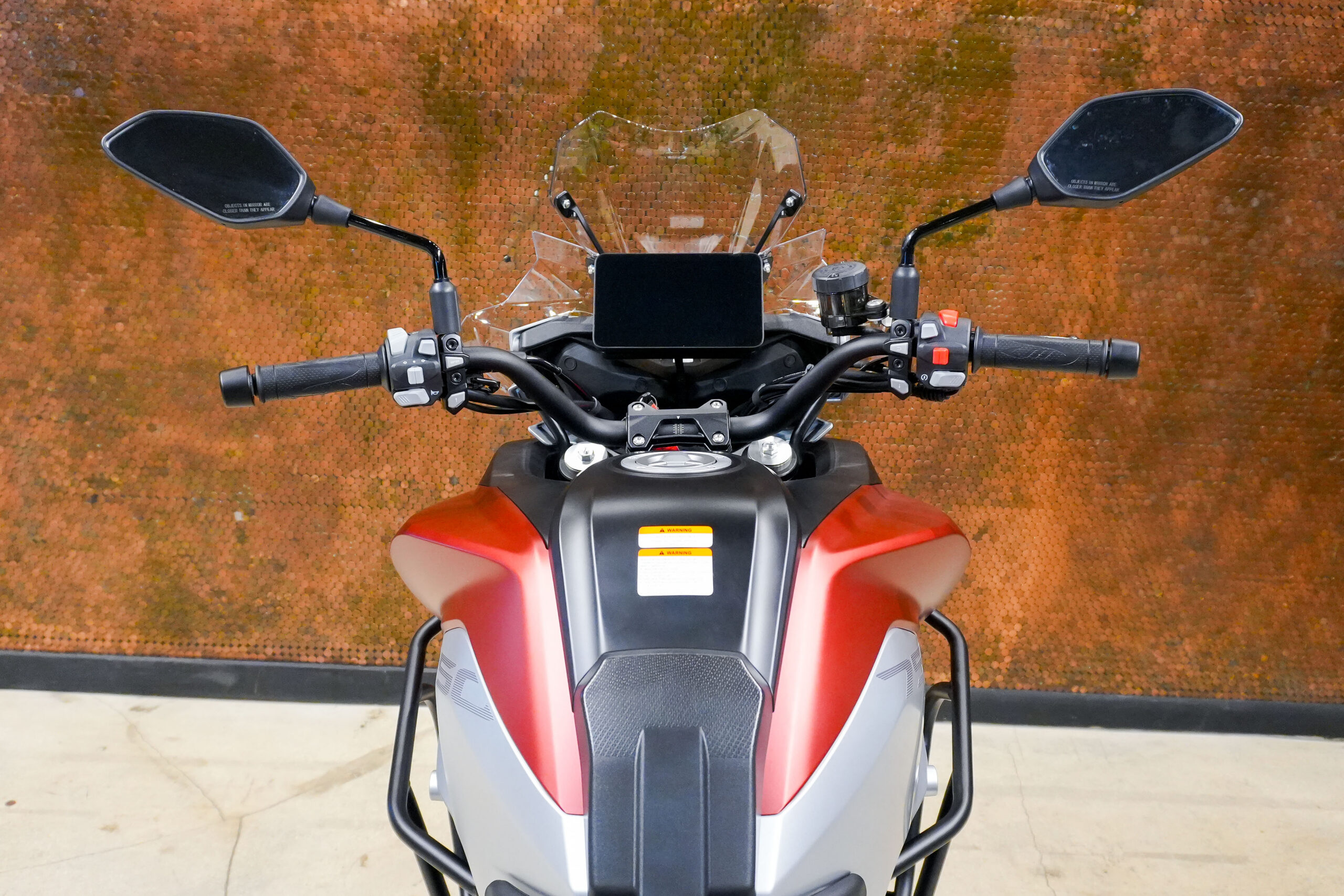 2023 QJ MOTOR SRT750