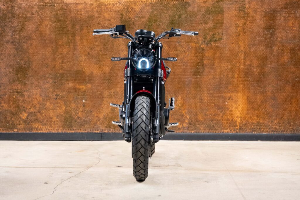 2021 BENELLI LEONCINO 500