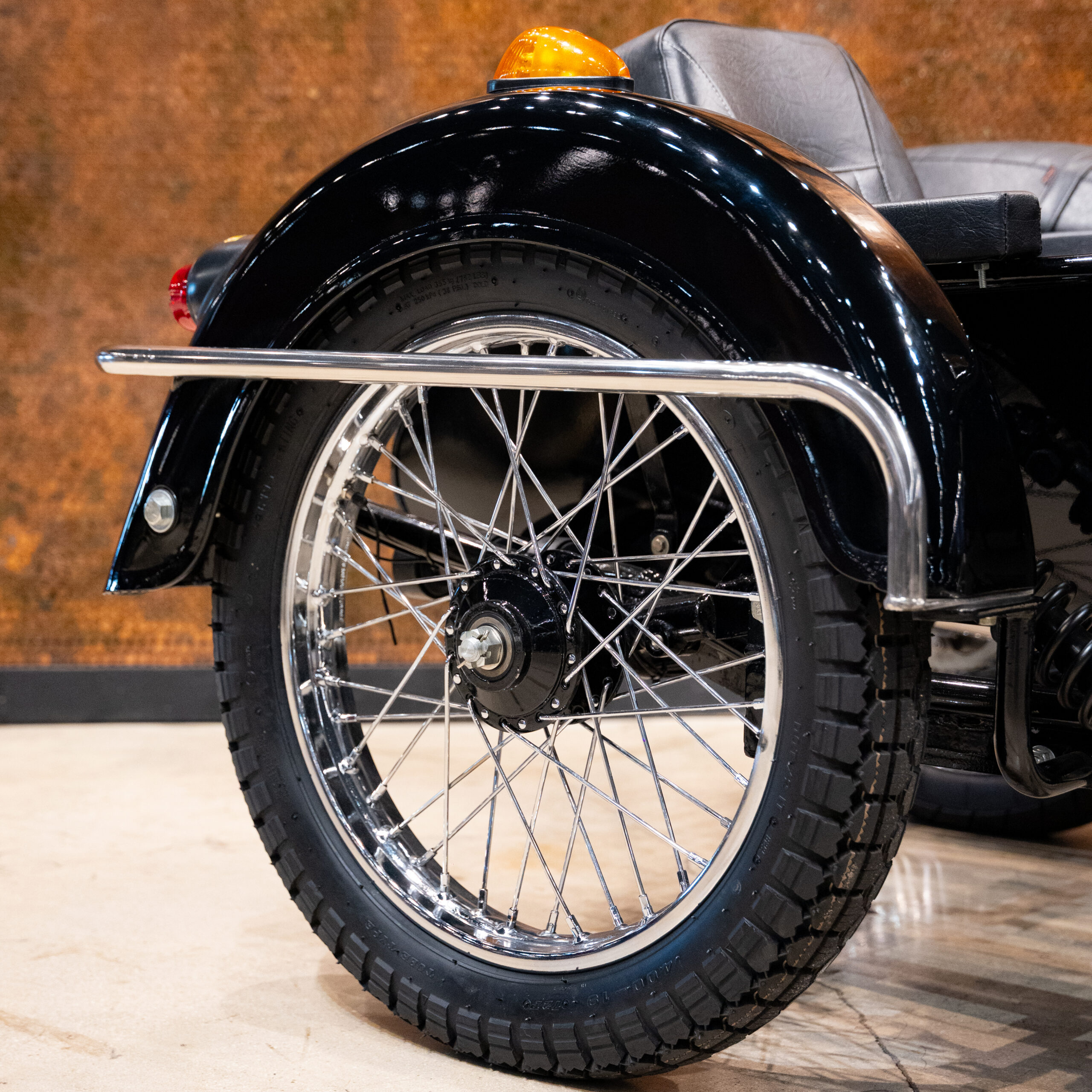 2013 TRIUMPH T100 BONNEVILLE (SIDE CAR)