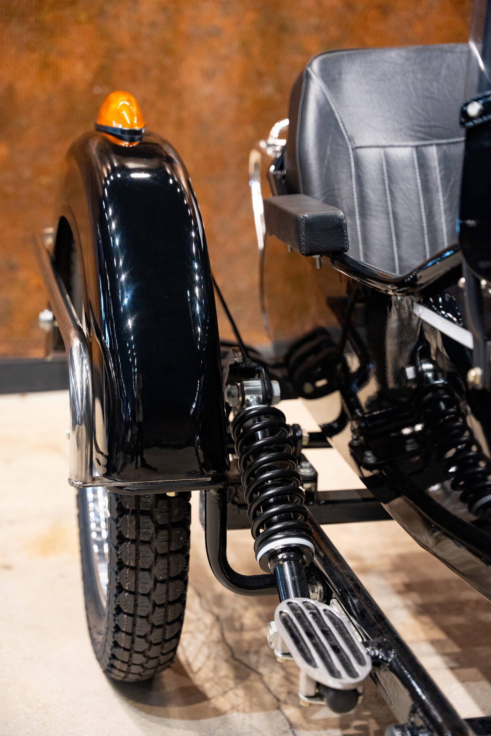 2013 TRIUMPH T100 BONNEVILLE (SIDE CAR)