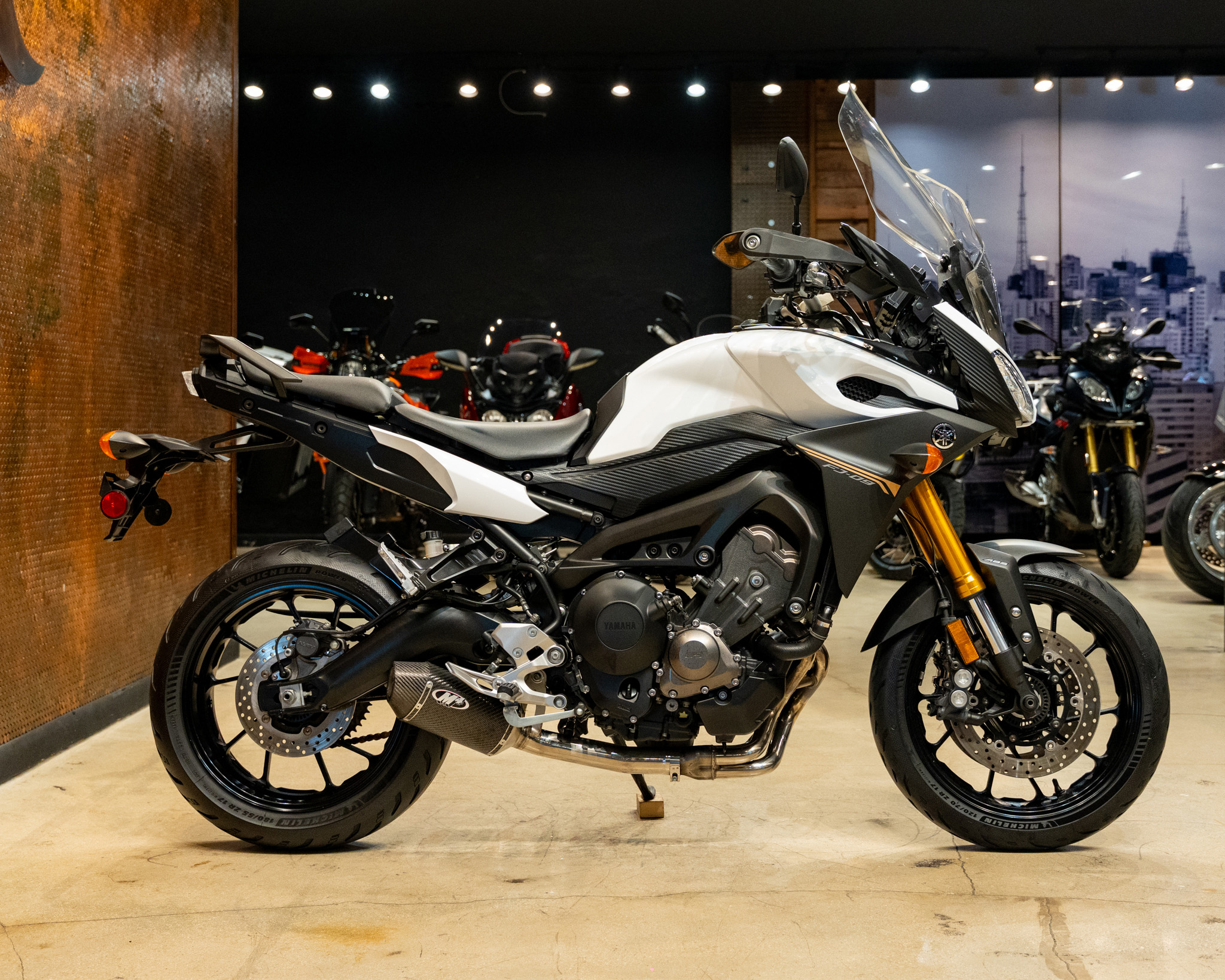 2017 YAMAHA FJ-09