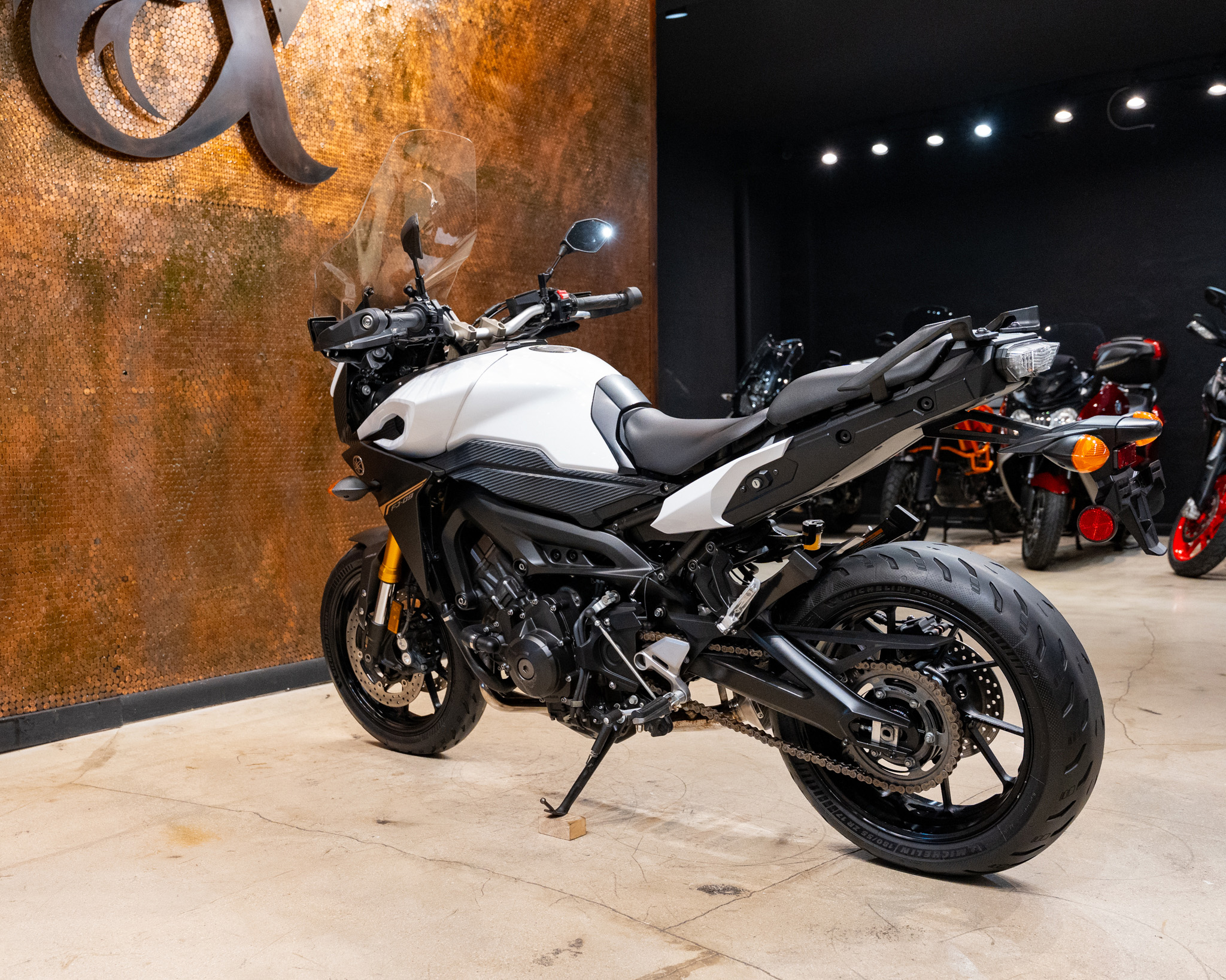2017 YAMAHA FJ-09