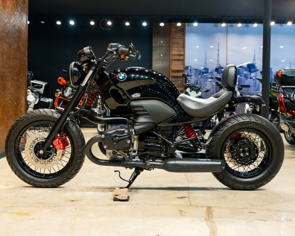 2000 BMW R1200C