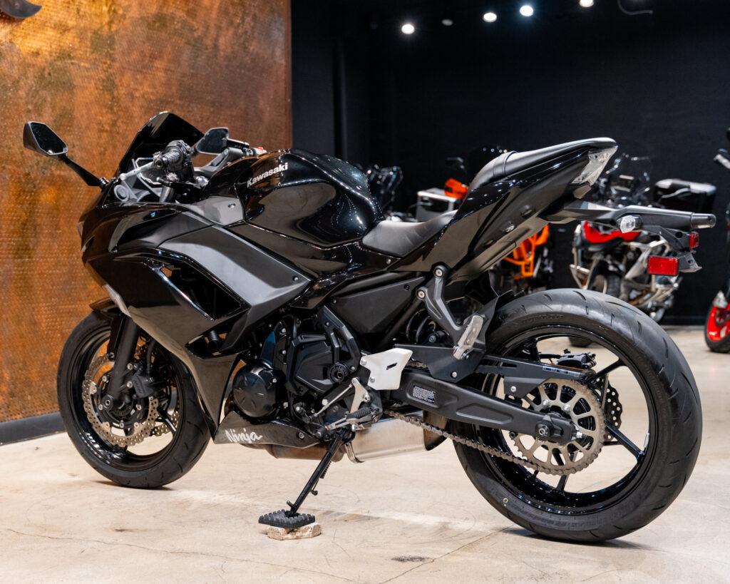 2025 KAWASAKI NINJA 650