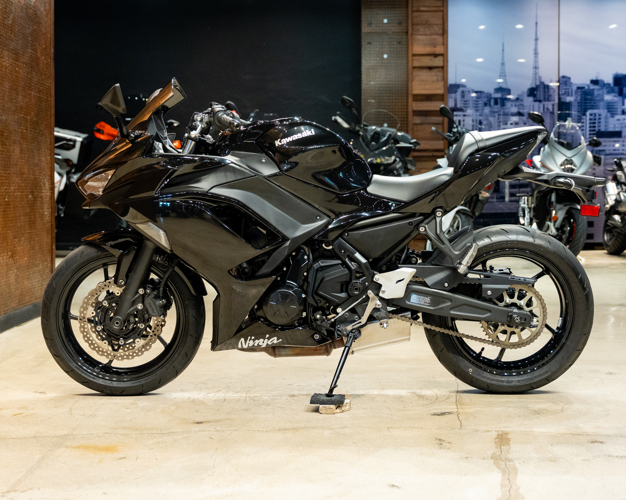 2025 KAWASAKI NINJA 650
