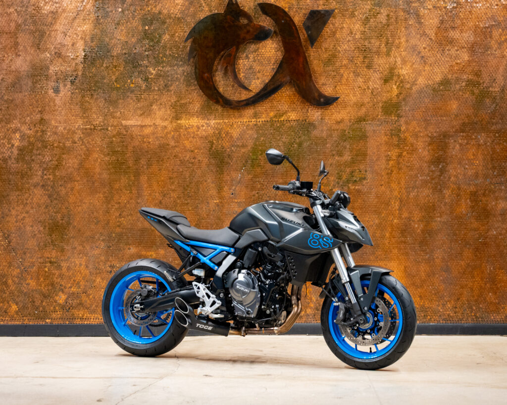 2024 SUZUKI GSX-8S