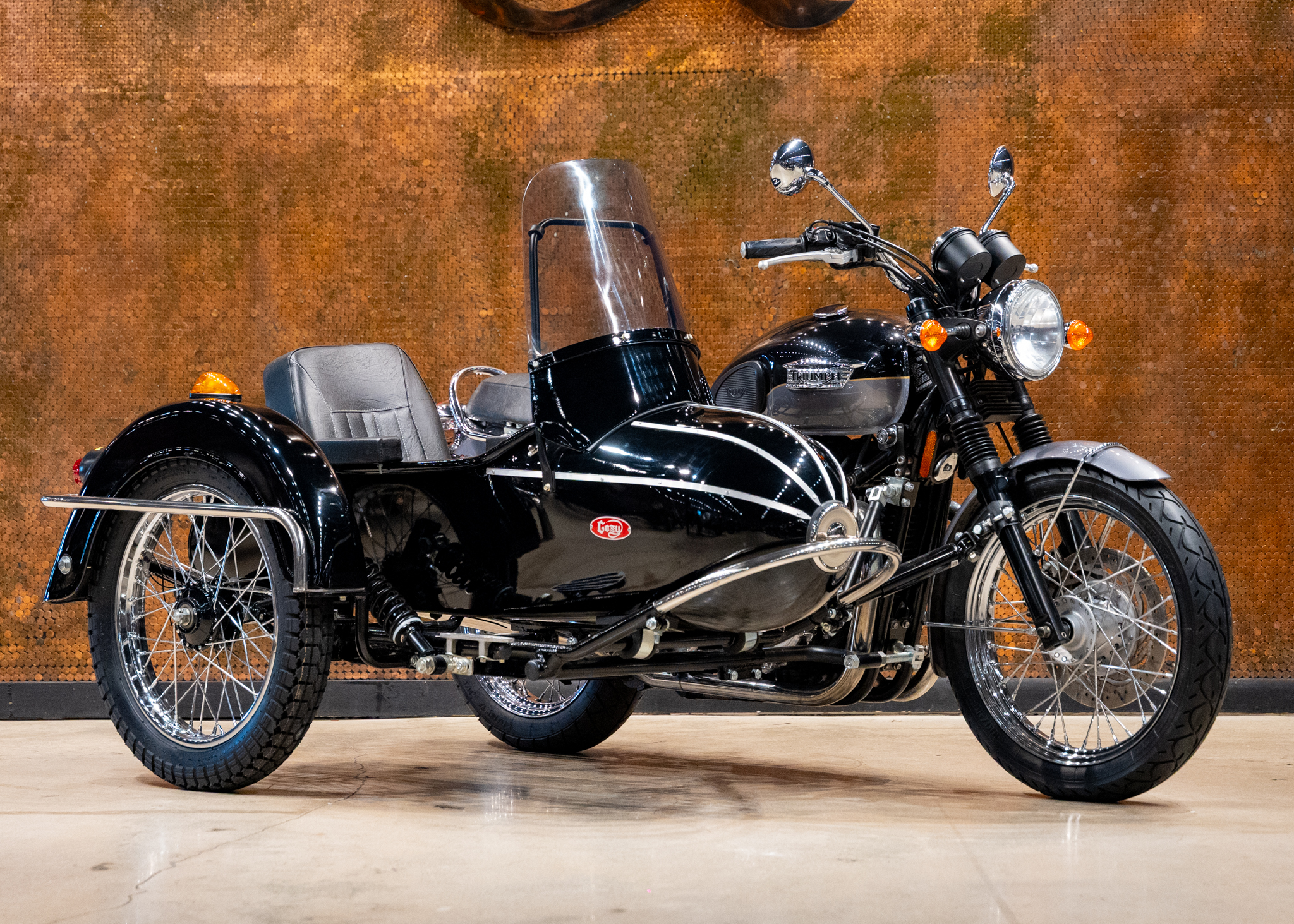 2013 TRIUMPH T100 BONNEVILLE (SIDE CAR)