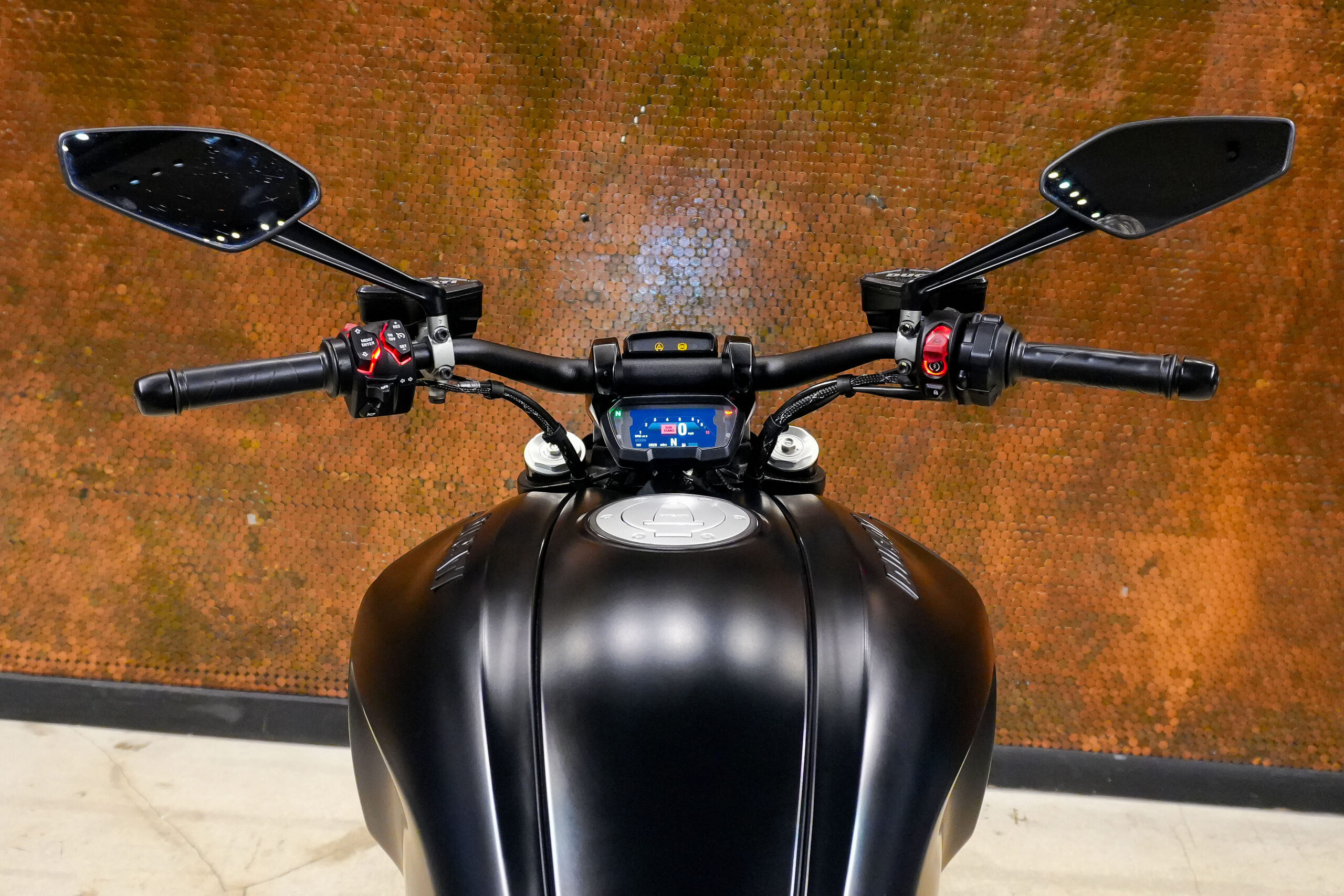 2021 DUCATI DIAVEL 1260