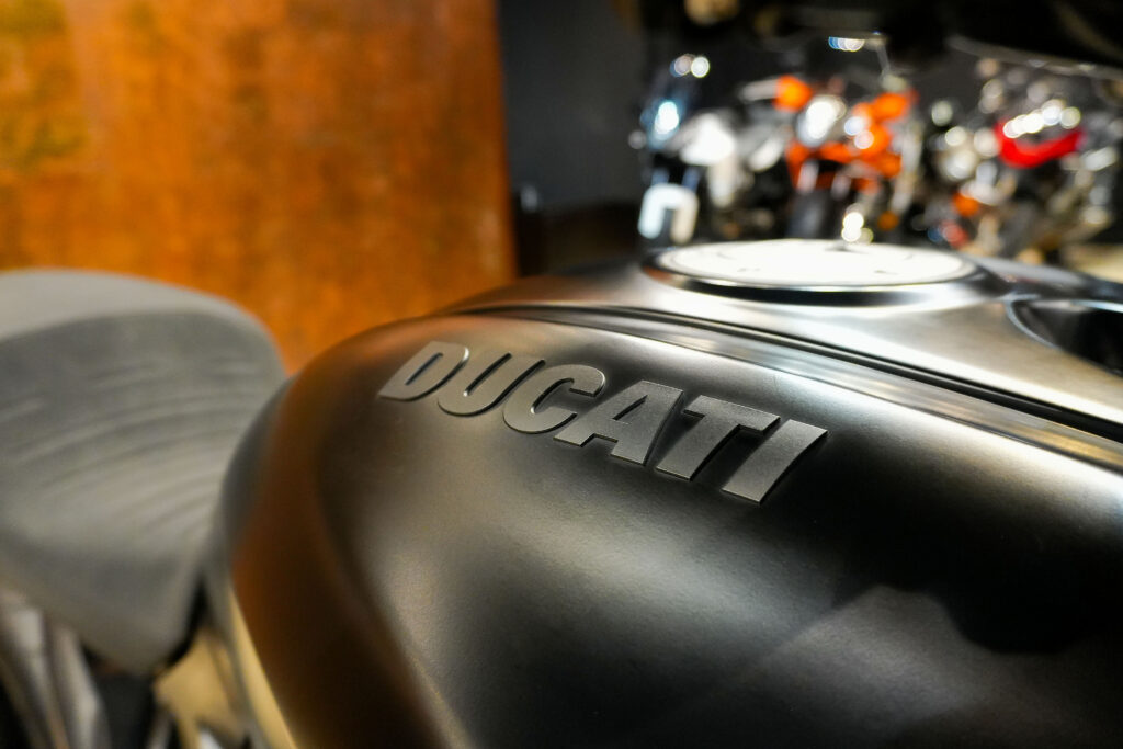 2021 DUCATI DIAVEL 1260