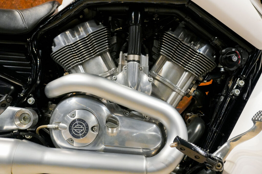 2013 HARLEY DAVIDSON V-ROD
