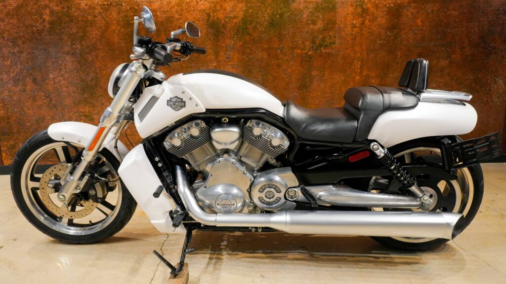 2013 HARLEY DAVIDSON V-ROD