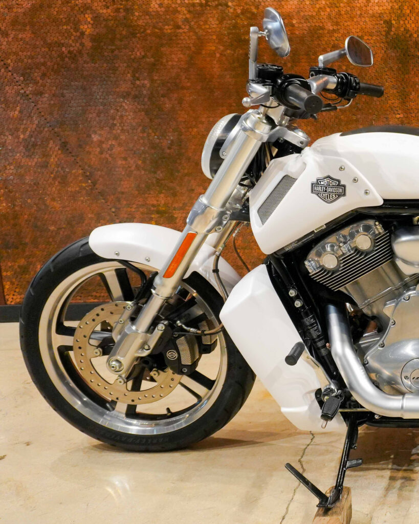 2013 HARLEY DAVIDSON V-ROD