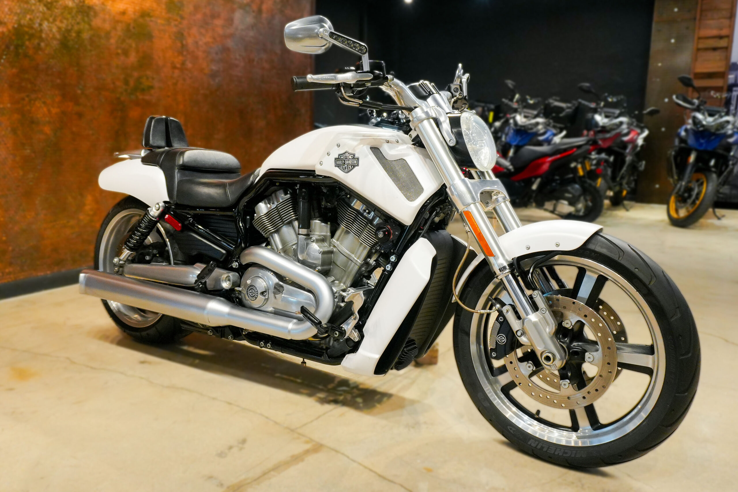2013 HARLEY DAVIDSON V-ROD
