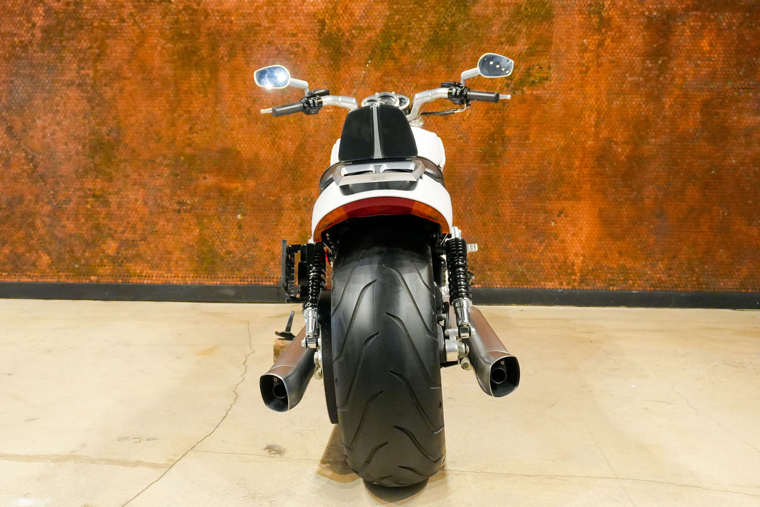 2013 HARLEY DAVIDSON V-ROD