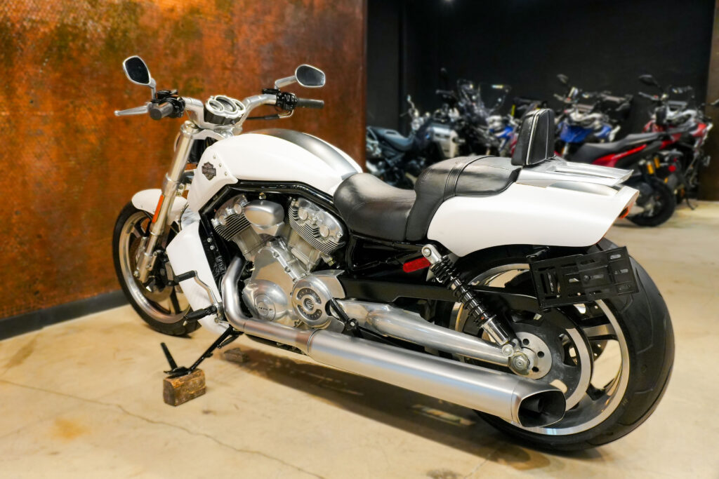 2013 HARLEY DAVIDSON V-ROD