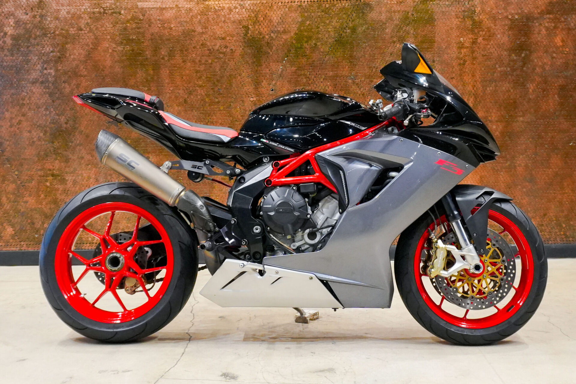 2013 MV AGUSTA F3
