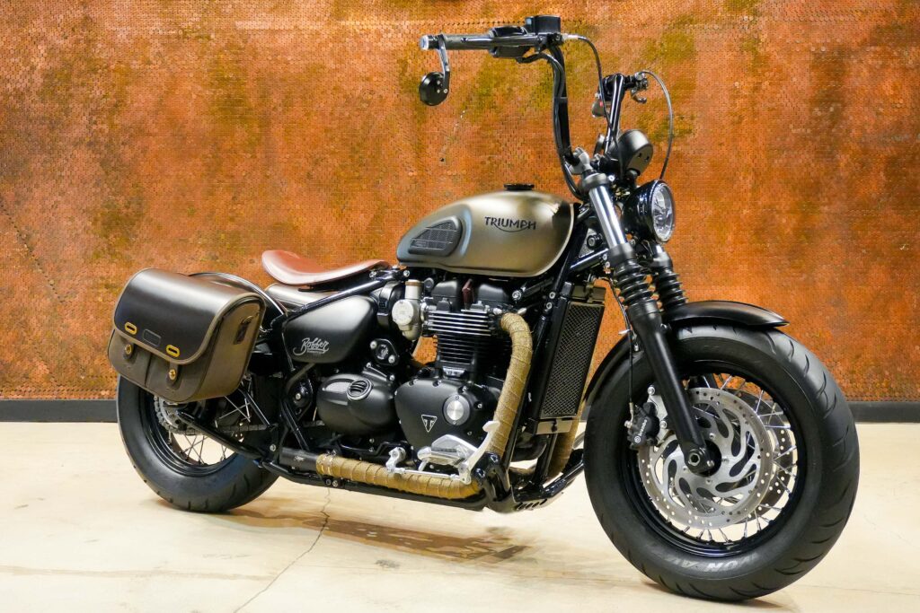 2020 TRIUMPH BONEVILLE BOBBER