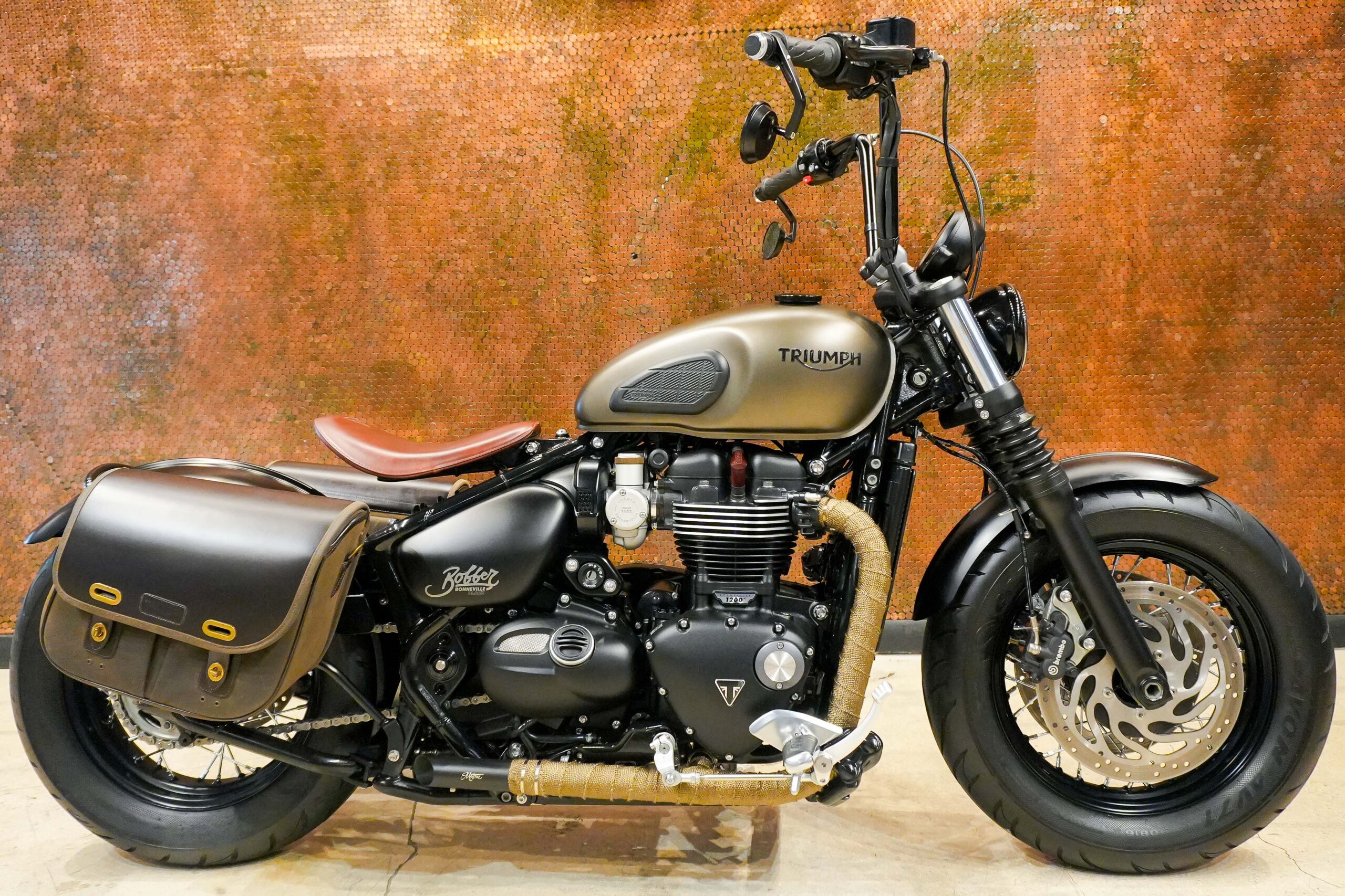 2020 TRIUMPH BONEVILLE BOBBER